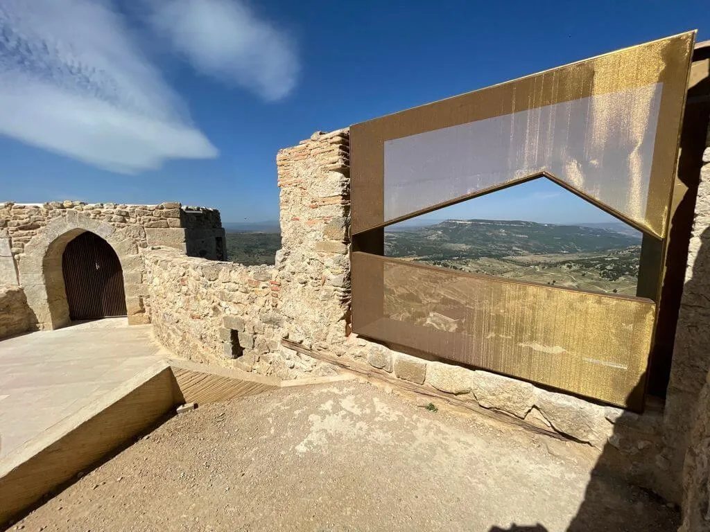 Fabricación de vallados y puertas de diseño en el castillo de Morella