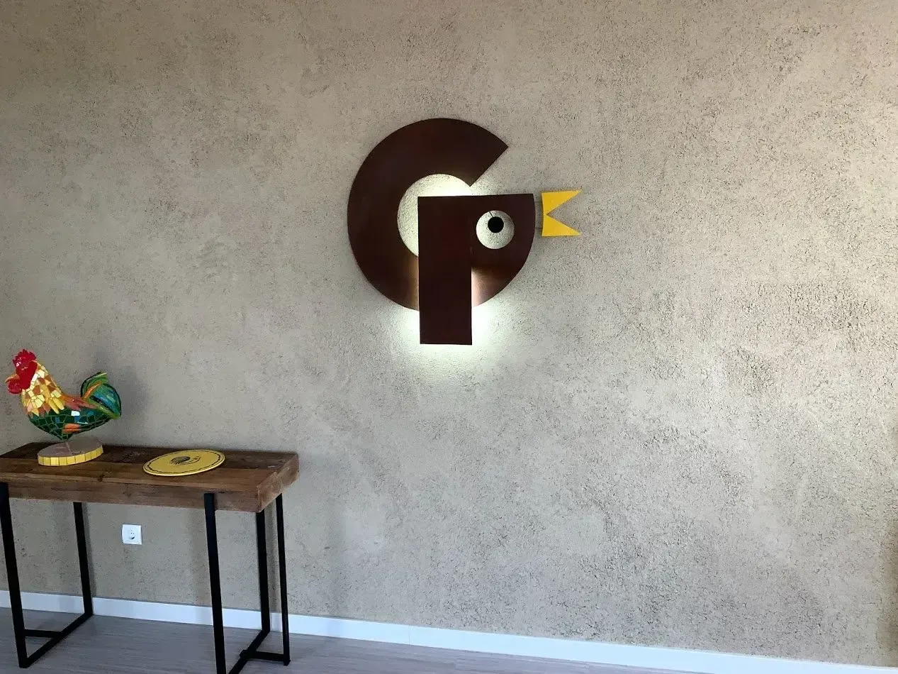 Diseño, construcción y colocación de rotulo personalizado