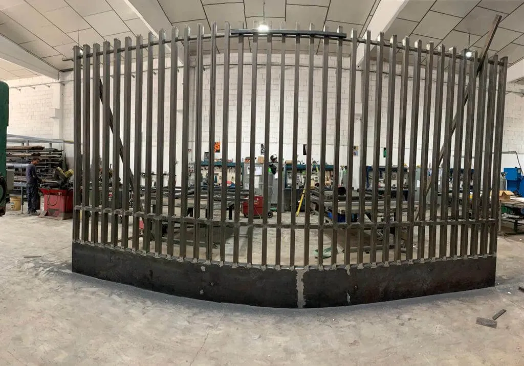 Fabricación y colocación de puerta en el museo Macba de Barcelona