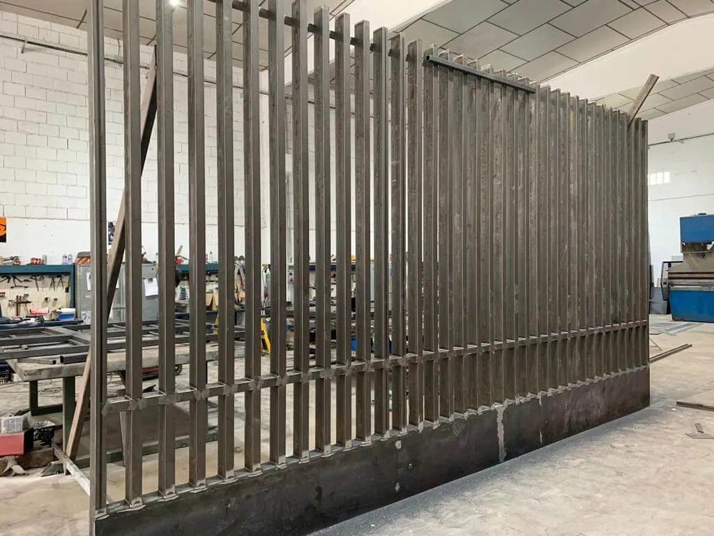 Fabricación y colocación de puerta en el museo Macba de Barcelona