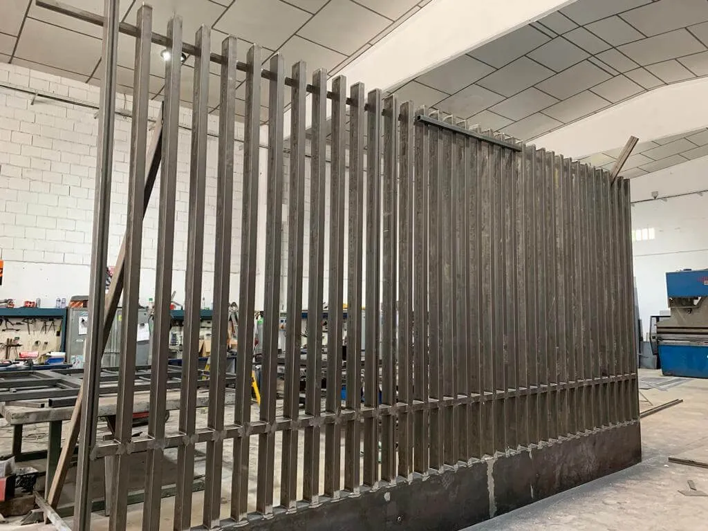 Fabricación y colocación de puerta en el museo Macba de Barcelona