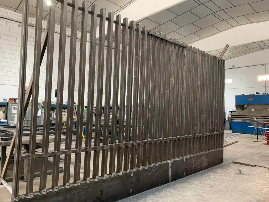 Fabricación y colocación de puerta en el museo Macba de Barcelona