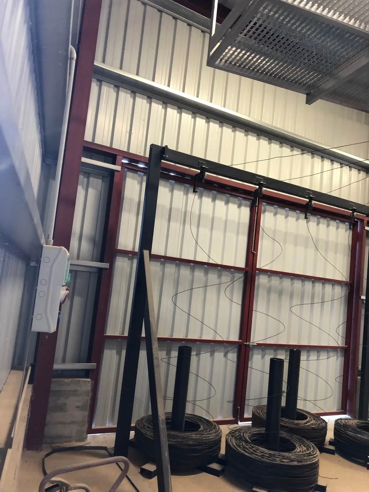 Construcción de estructura y fachada para nave industrial
