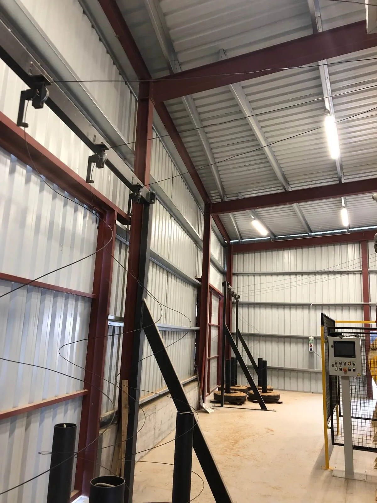 Construcción de estructura y fachada para nave industrial