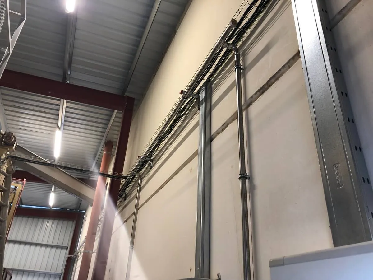 Construcción de estructura y fachada para nave industrial